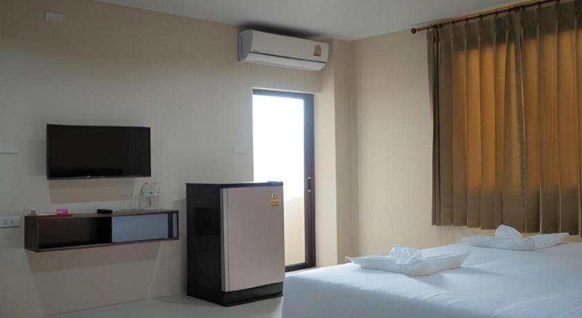 Regent Room Hotel Surat Thani Extérieur photo