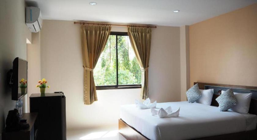 Regent Room Hotel Surat Thani Extérieur photo